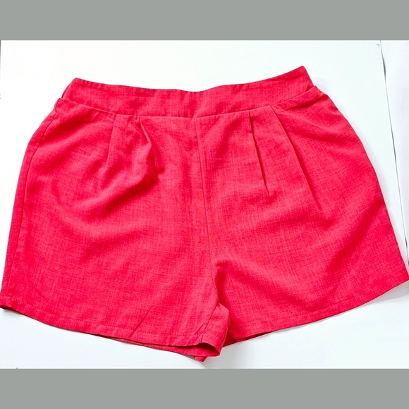 Large Red Casual Shorts - Picture 1 of 3